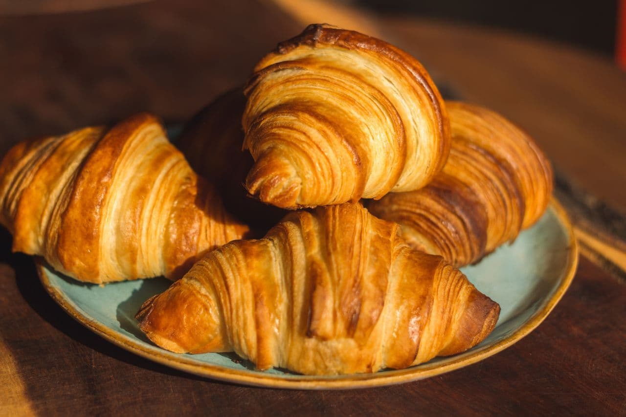 Easy Homemade Croissants: A Beginner's Guide to Flaky Layers